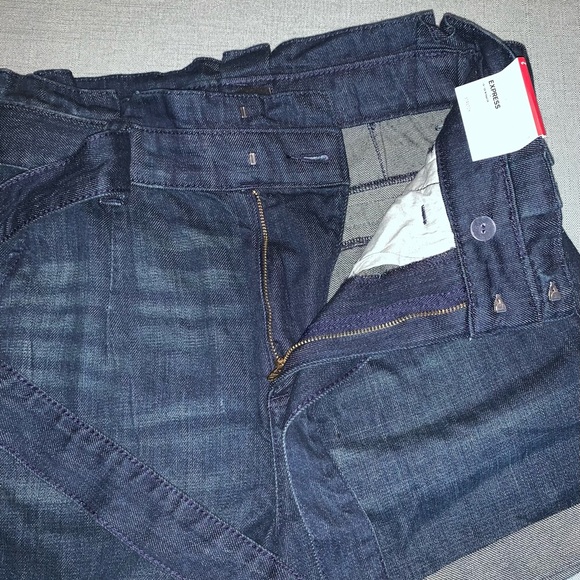 BRAND NEW** Express High Rise “Shortie” Stretch Shorts - Picture 2 of 5